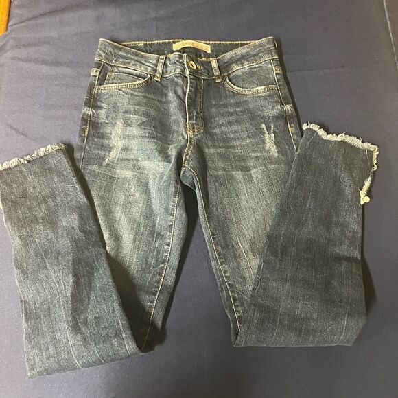 Zara basics jeans high rise size 2 - Picture 3 of 6
